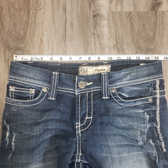 BKE Payton Women's Shorts 27 ( 30 ) 6 Inch Inseam Mid Rise Contrast Stitching - Picture 6 of 11